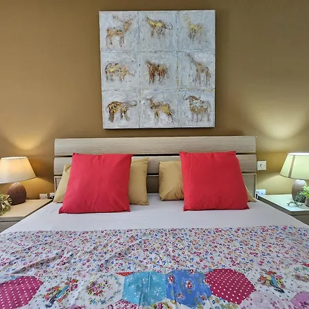 Rooftop View St Julians J1 Apartment