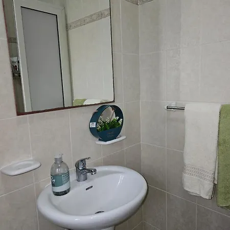 Rooftop View St Julians J1 *