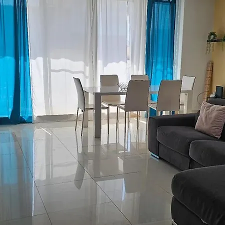 Apartment Rooftop View St Julians J1