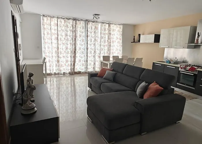 Apartament Rooftop View St Julians J1 *