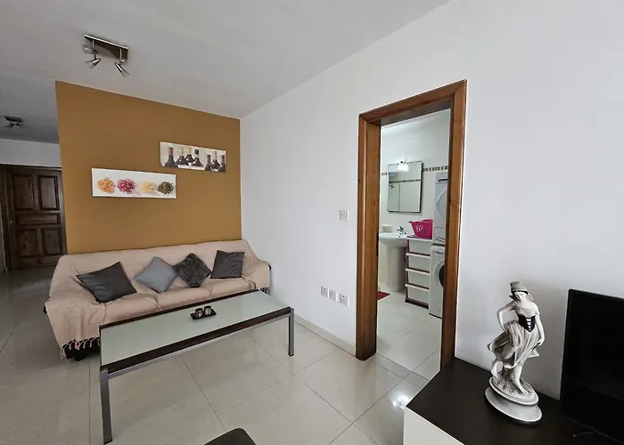 Rooftop View St Julians J1 Apartament